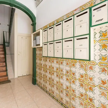 Quiet Graca 2-br Near The Iconic Tram 28 By Nestatlisbon דירה *