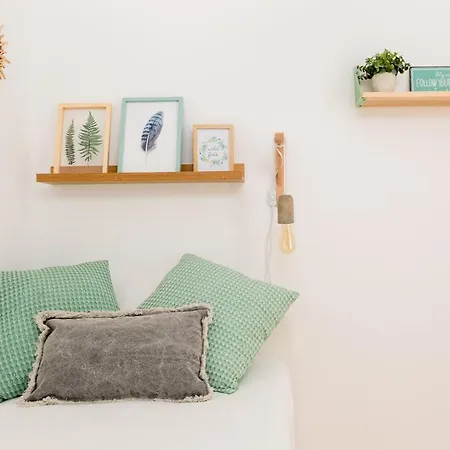 Feel In Stunning Renovated Nest In Graca Apartment Lisbon