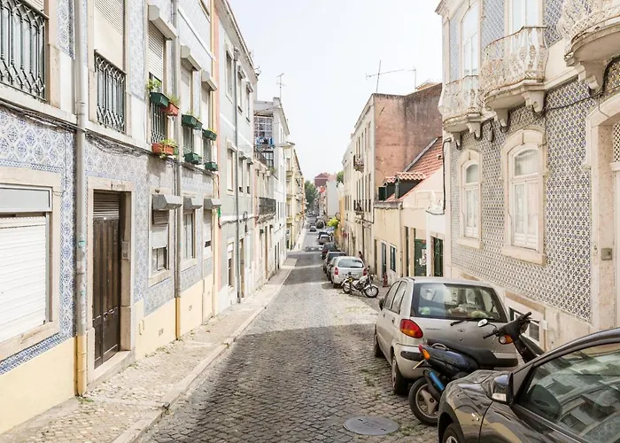 Διαμέρισμα Feel In Stunning Renovated Nest In Graca