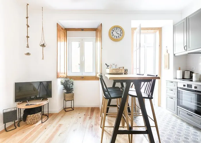 Διαμέρισμα Feel In Stunning Renovated Nest In Graca Lisboa