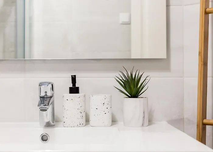 Feel In Stunning Renovated Nest In Graca Διαμέρισμα Lisboa