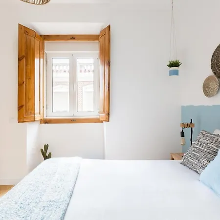 Quiet Graça 2-br Near The Iconic Tram 28 *